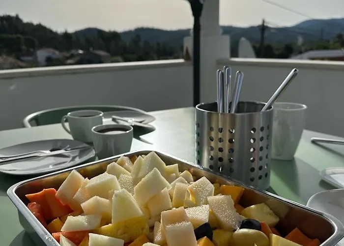 Refugio Abrunheiro Grande Holiday home *